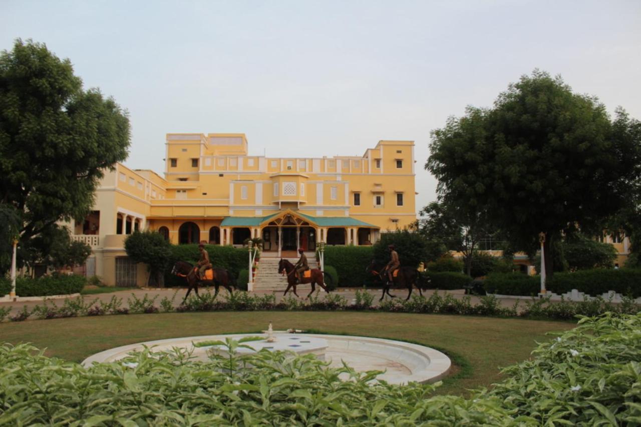 Roop Niwas Kothi, Near Mandawa Hotell Nawalgarh Exteriör bild